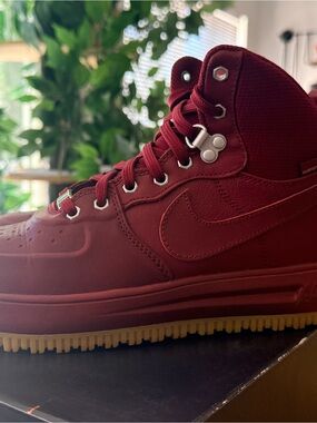 Nike AF1 Lunar Force Youth 7 Burgundy High-Top Sneaker with Gum Sole